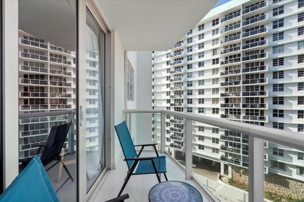 Beachfront 2 Bedroom At Tides Hollywood 8Th Floor Exterior foto