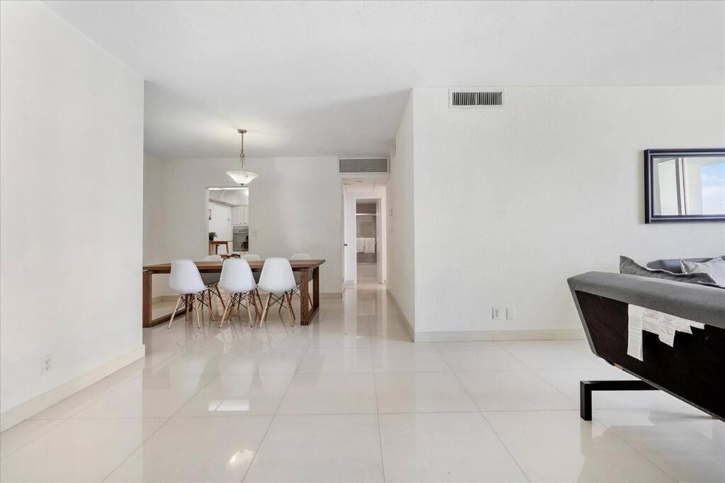 Beachfront 2 Bedroom At Tides Hollywood 8Th Floor Exterior foto